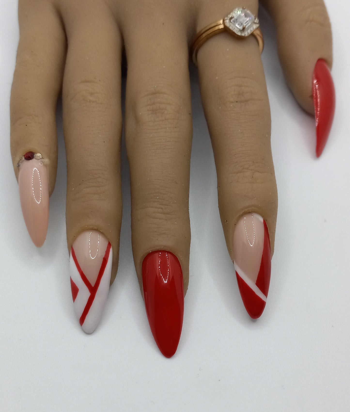 Modern Red Nail Set